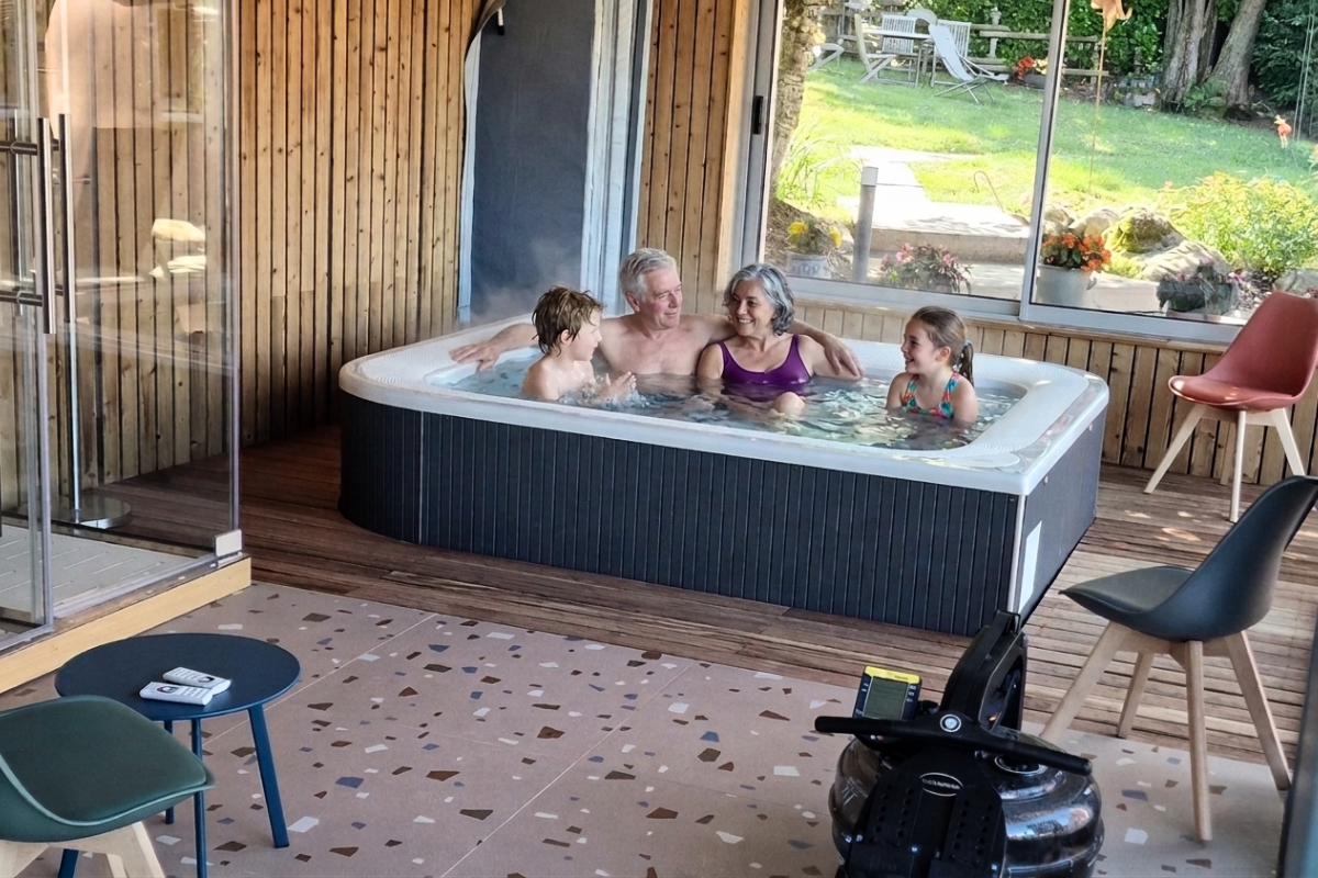 Moment de détente partagé entre générations autour d'un spa