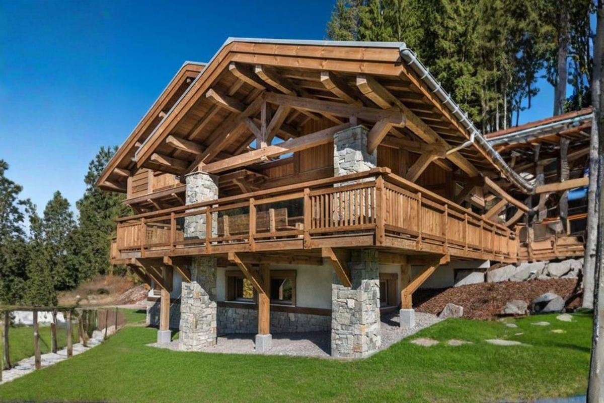 Chalet en bois traditionnel dans les Vosges
